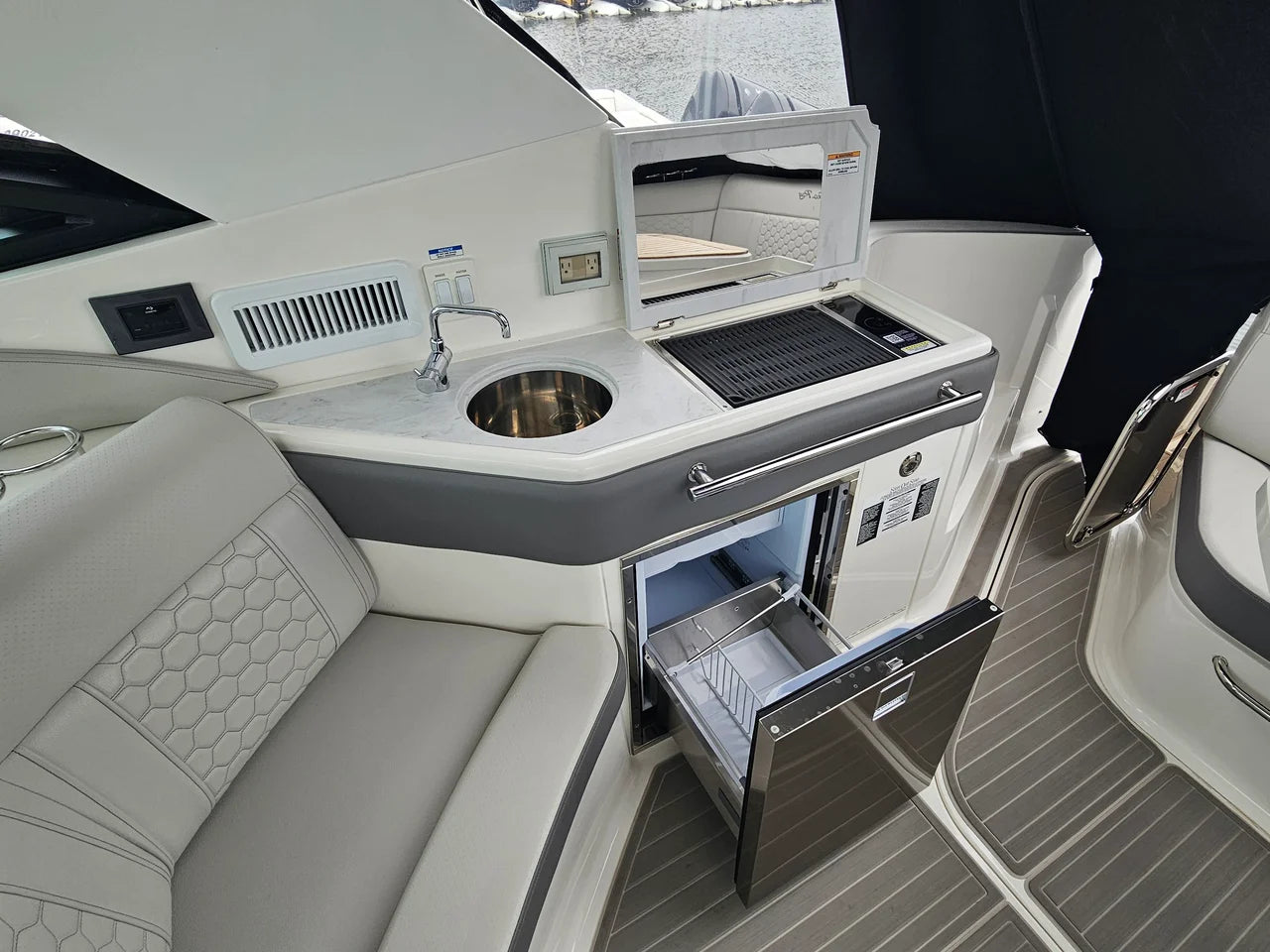 2025 Sea Ray 320 SUNDANCER OB 32.0 feet, Brick Township, New Jersey #10