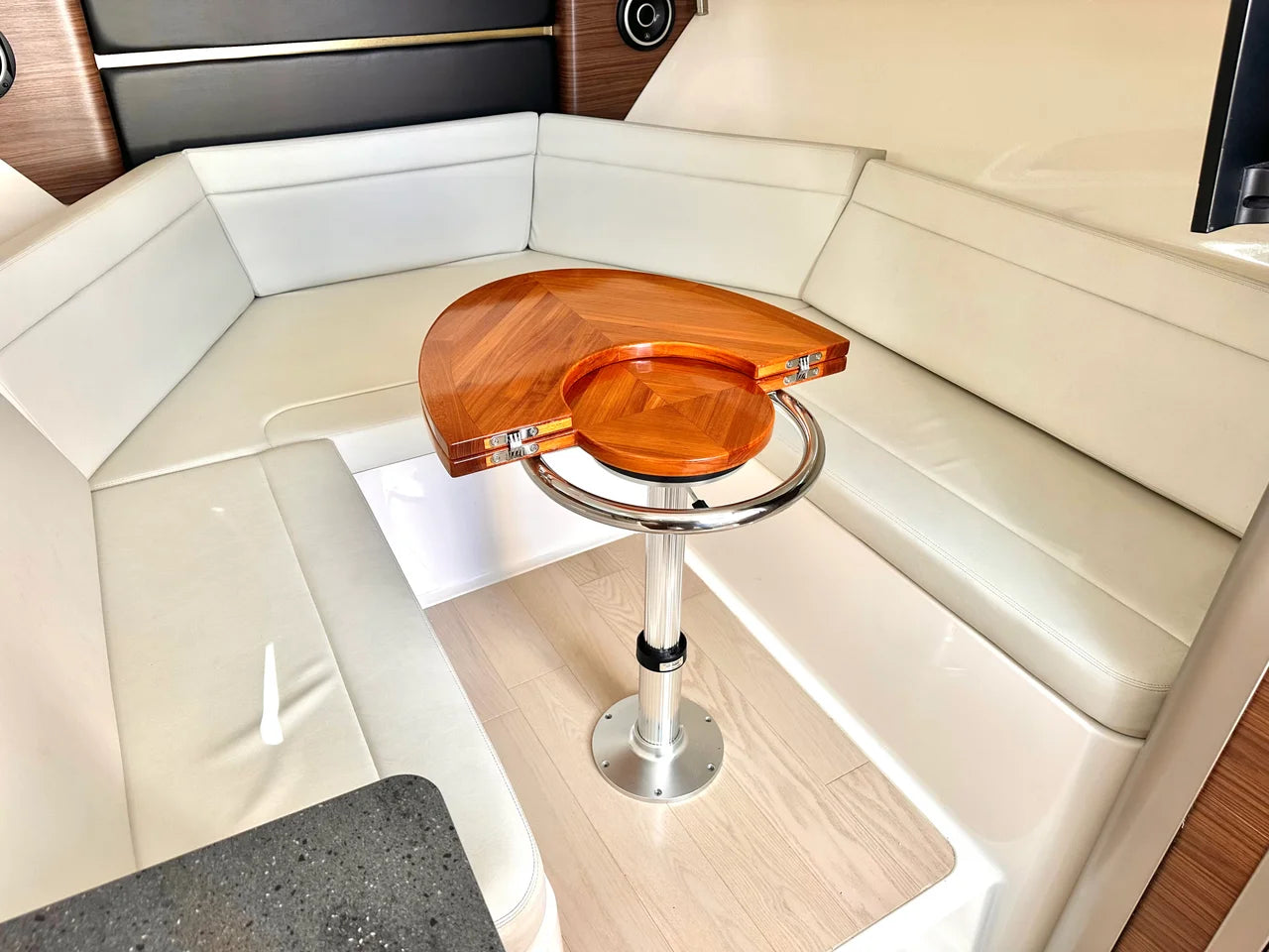 2021 Boston Whaler 325 CONQUEST 32.0 feet, Sarasota, FL #24