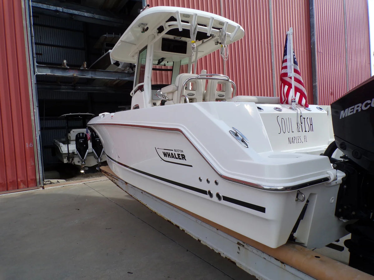 2019 Boston Whaler 250 OUTRAGE 25.0 feet, Naples, FL #3