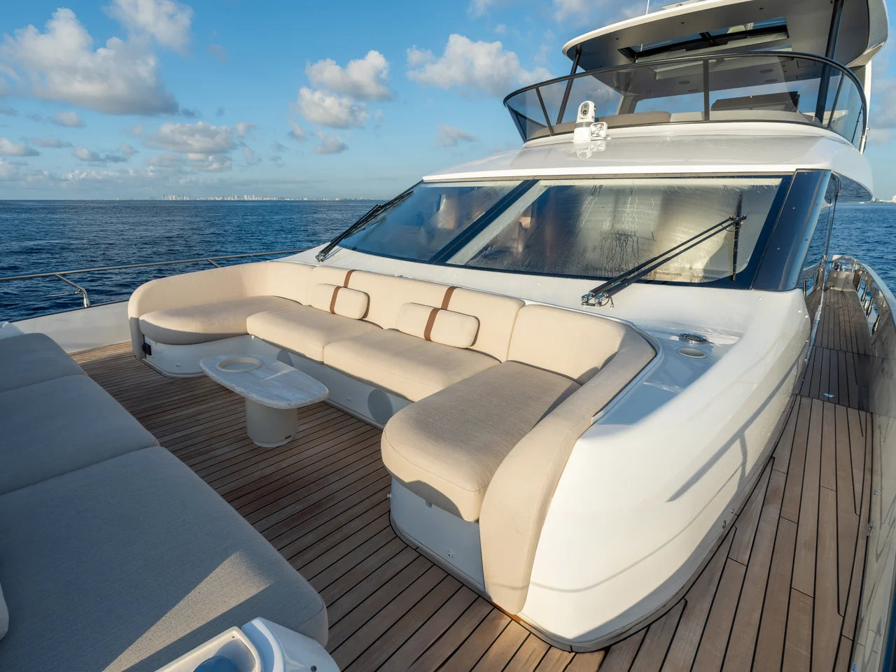 2027 Azimut Fly 82 82.0 feet, Pompano Beach, FL #31