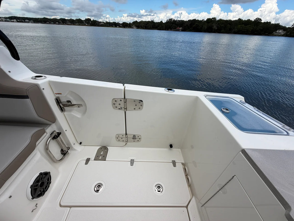 2026 Boston Whaler 330 Vantage 33.0 feet, Charleston, SC #16