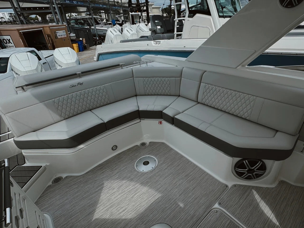 2026 Sea Ray SLX 310 Outboard 31.0 feet, Jupiter, Florida #7