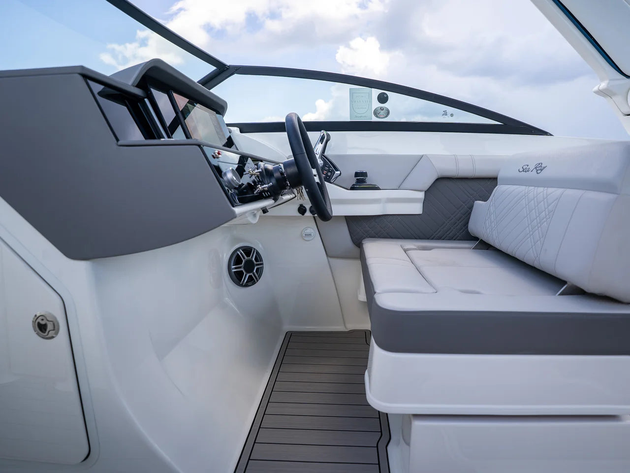 2026 Sea Ray SDX 290 Outboard 29.0 feet, Clearwater, Florida #42