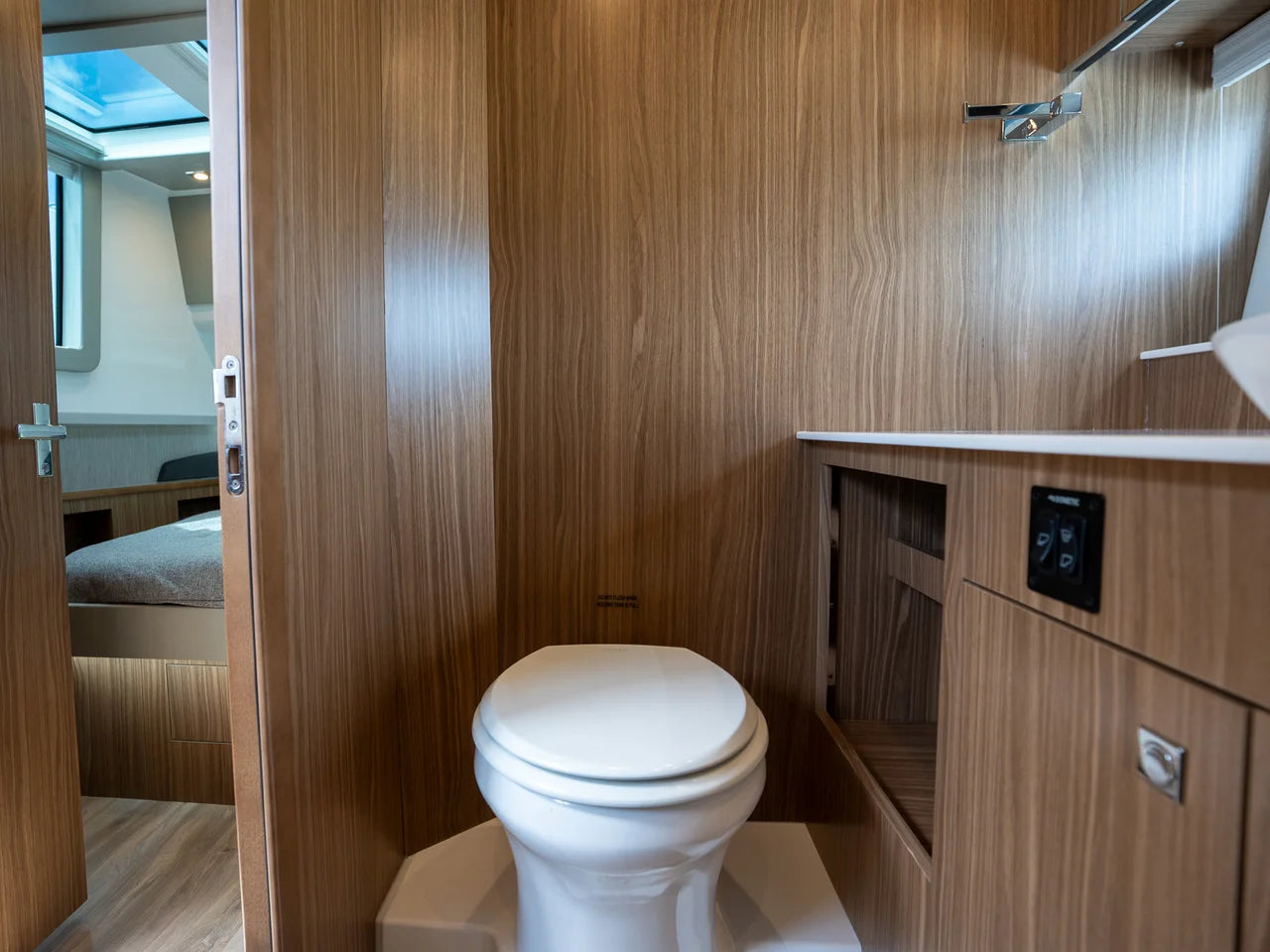 2024 Cruisers Yachts 50 GLS 50.0 feet, Dania Beach, Florida #12