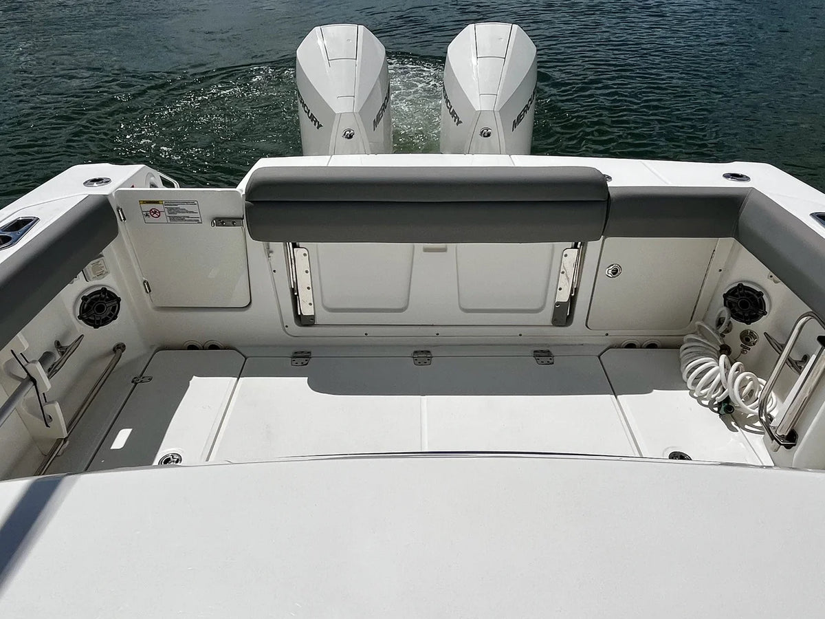 2023 Boston Whaler 330 OUTRAGE 33.0 feet, Venice, Florida #31