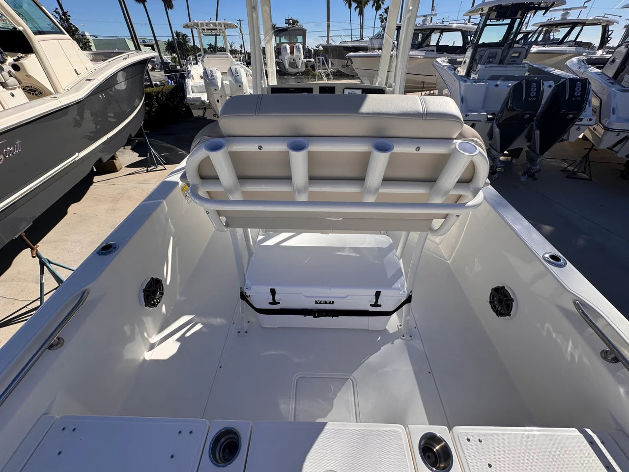 2026 Boston Whaler 250 Dauntless 25.0 feet, Stuart, Florida #14