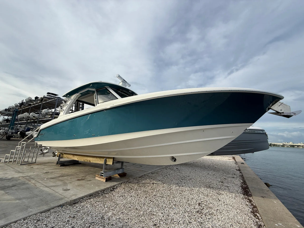 2027 Boston Whaler 350 Realm 35.0 feet, Sarasota, FL #3