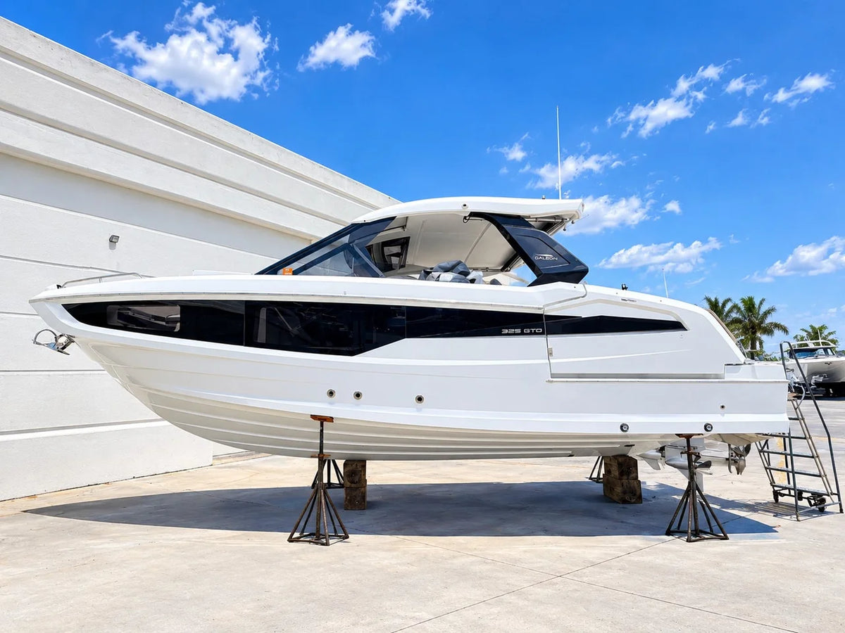 2023 Galeon 325 GTO 32.0 feet, Jupiter, Florida #2