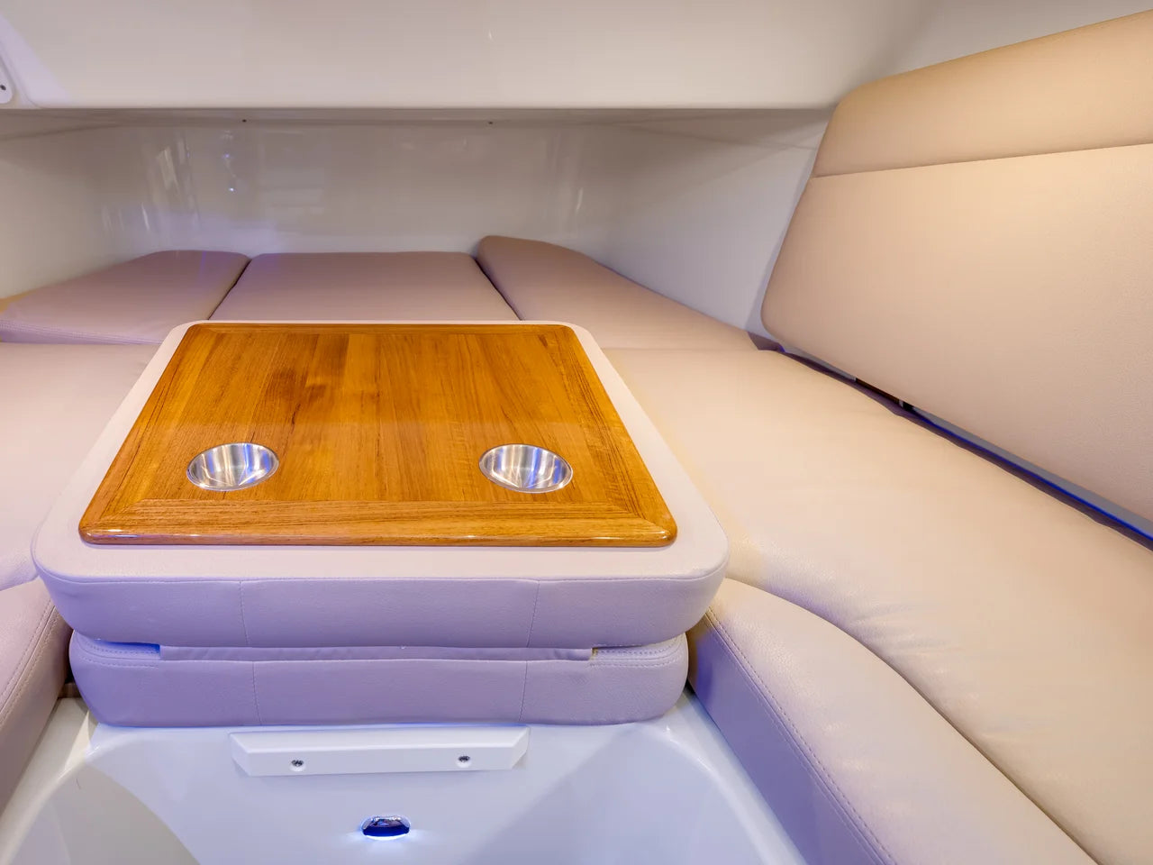 2027 Boston Whaler 380 Outrage 38.0 feet, Pensacola, Florida #63