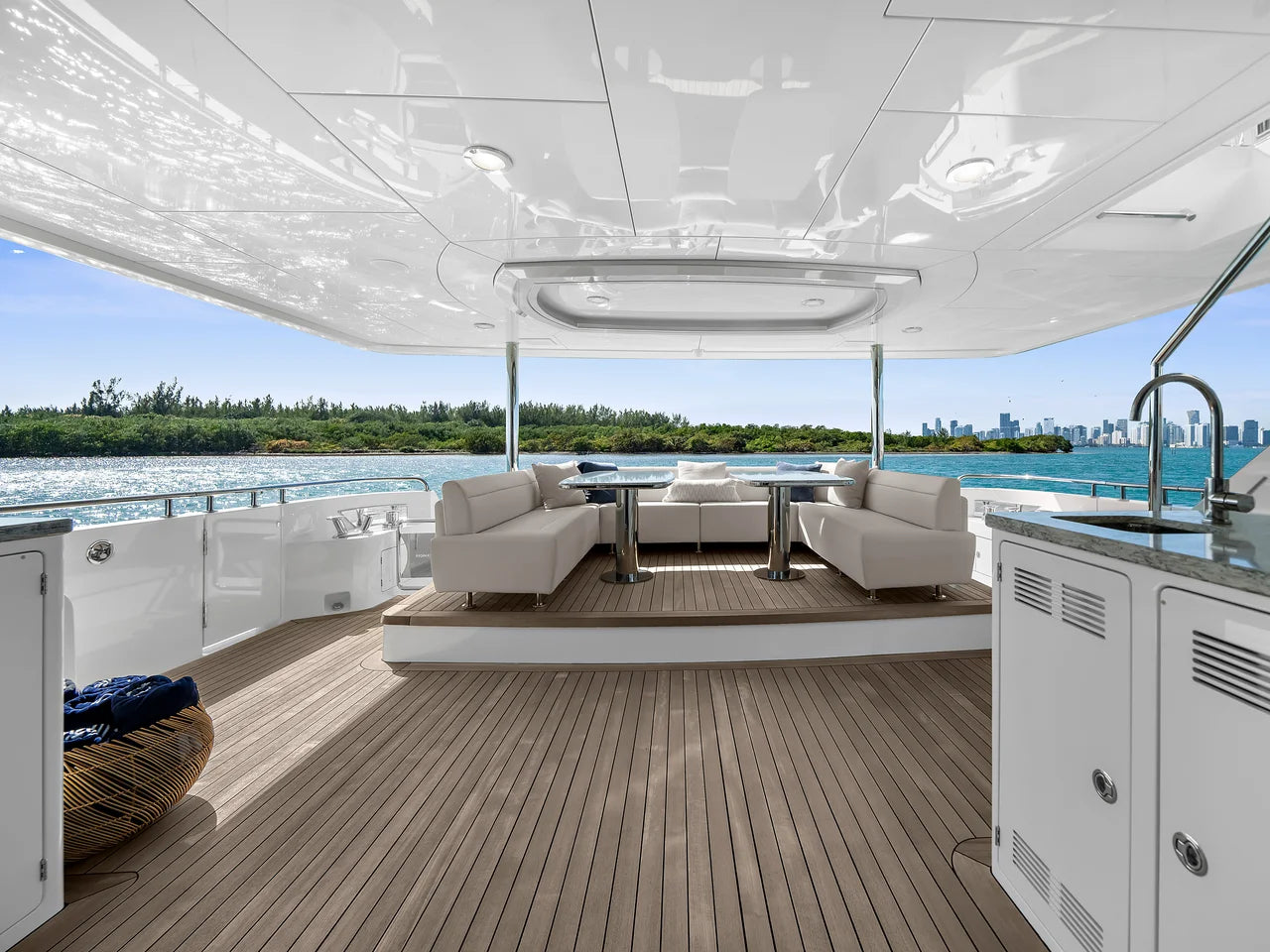2024 Ocean Alexander 32L 106.0 feet, Miami, FL #8