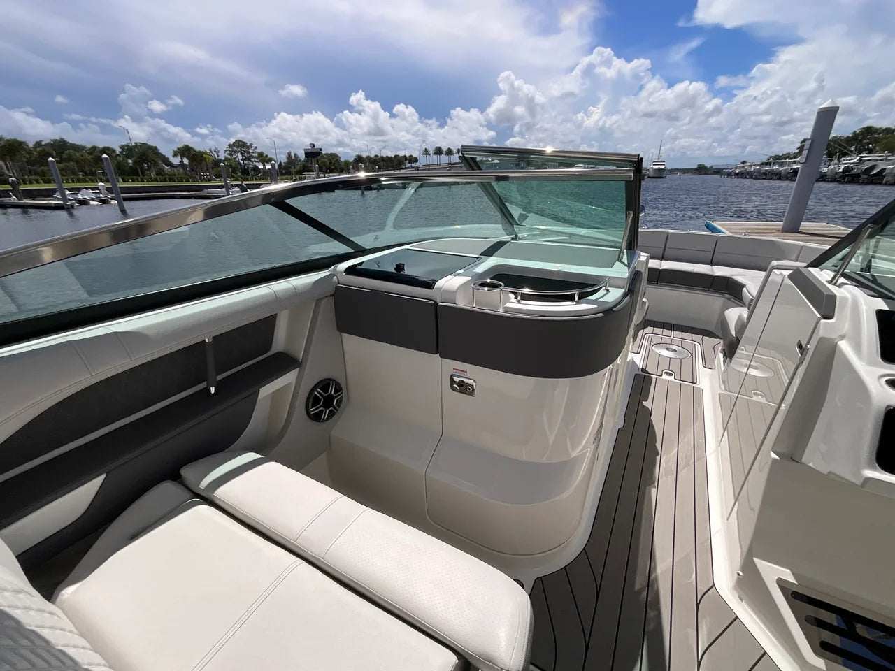 2027 Sea Ray SLX 310 Outboard 31.0 feet, Jacksonville Beach, Florida #22