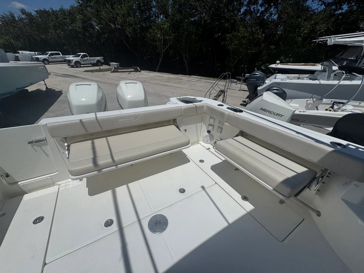 2018 Boston Whaler 315 CONQUEST 31.0 feet, Stuart, Florida #11