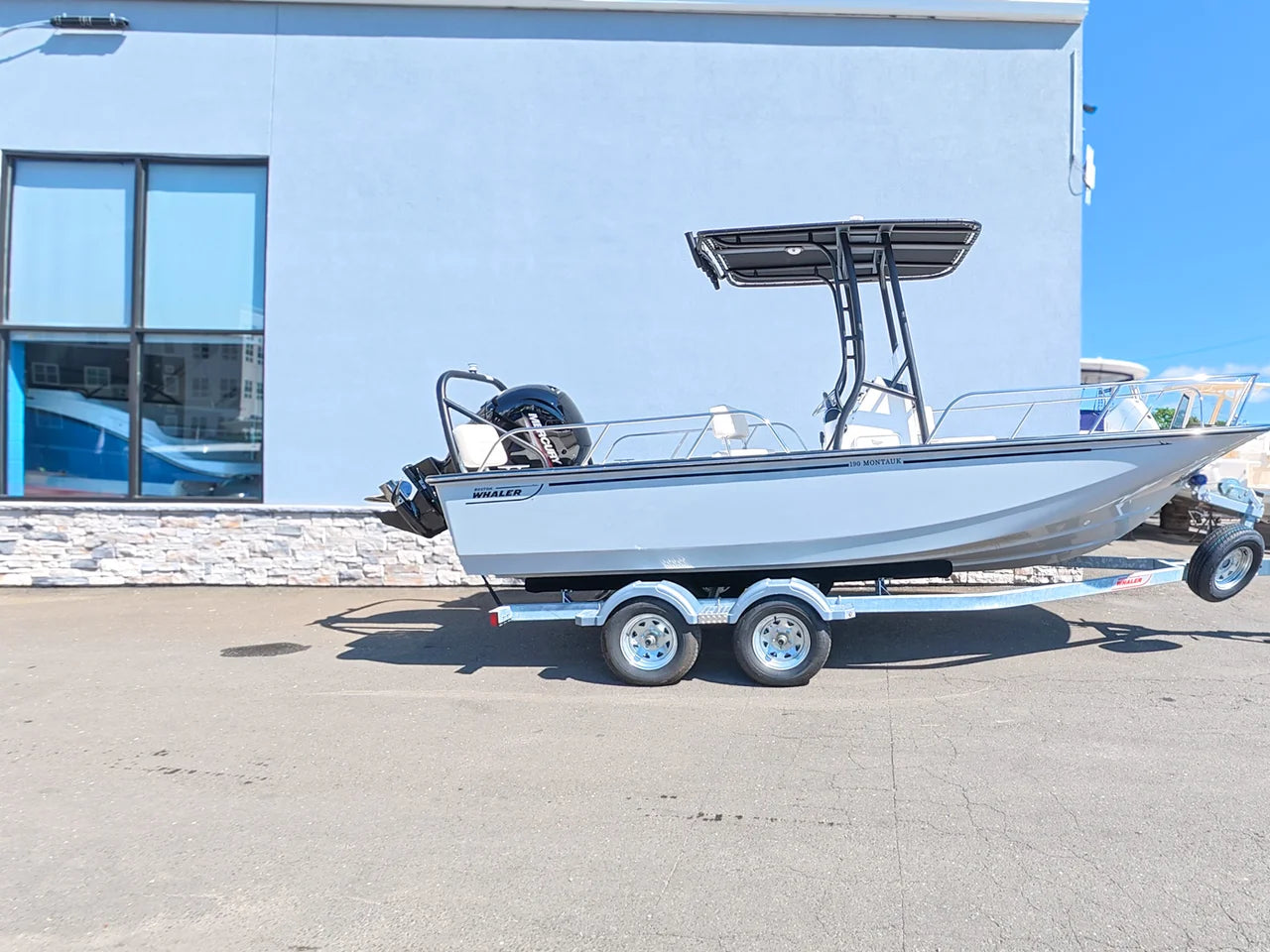 2026 Boston Whaler 190 Montauk 19.0 feet, New York, New York #3