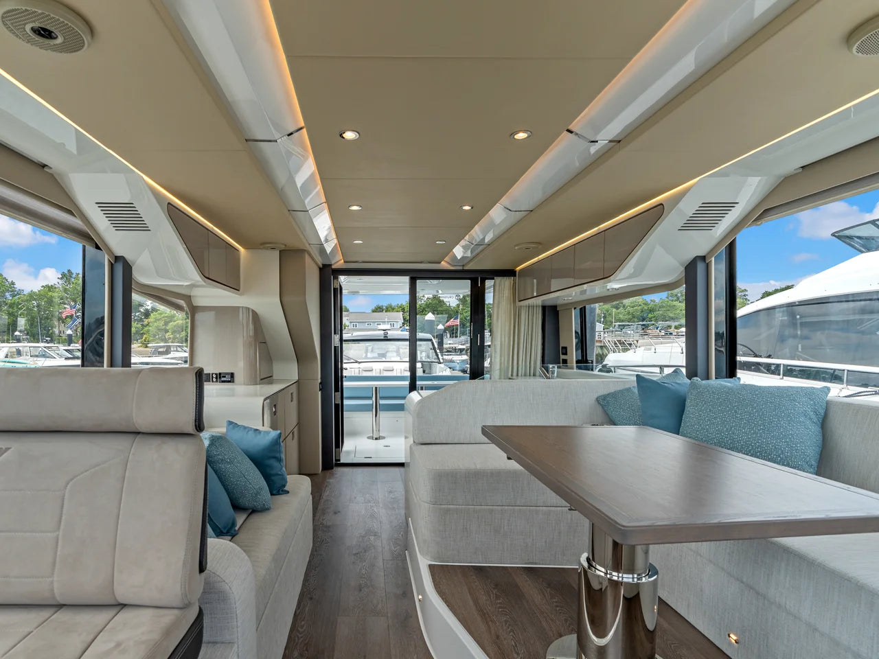 2026 Cruisers Yachts 57 FLY 57.0 feet, Grasonville, Maryland #20