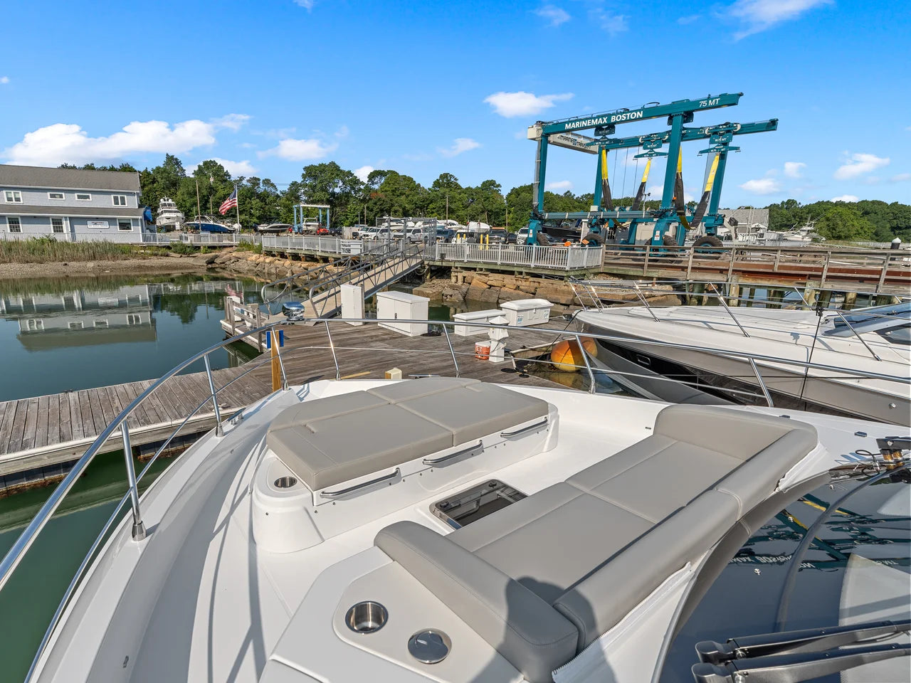 2027 Cruisers Yachts 50 FLY 50.0 feet, Quincy, MA #55