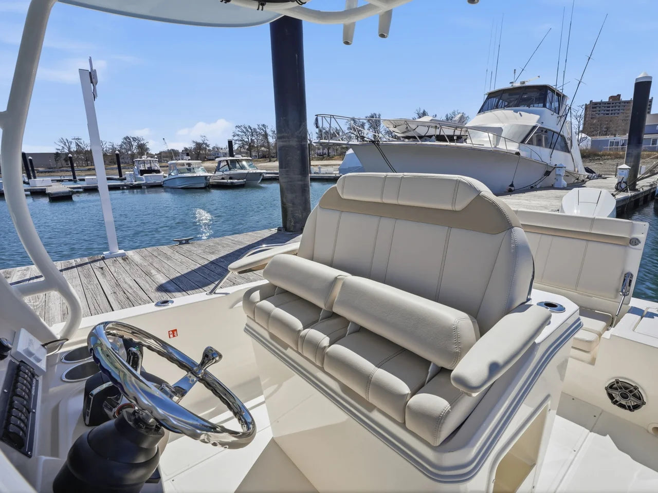2026 Boston Whaler 280 Dauntless 28.0 feet, Quincy, MA #14