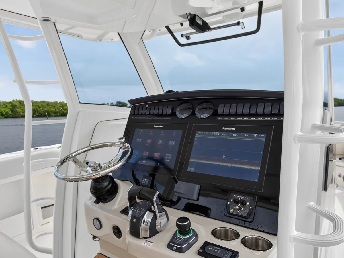 2018 Boston Whaler 380 OUTRAGE 38.0 feet, Stuart, Florida #59