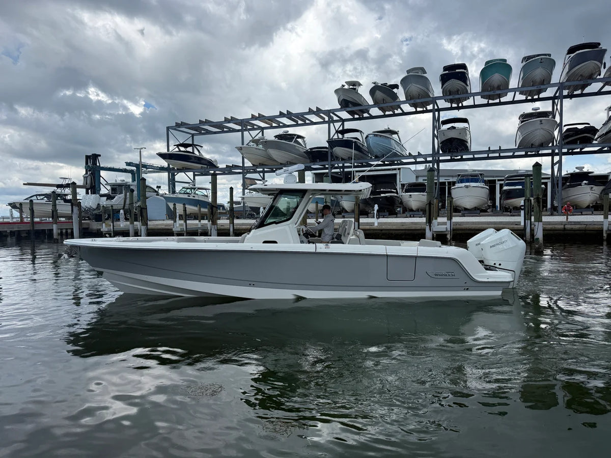2026 Boston Whaler 330 Outrage 33.0 feet, Sarasota, FL #5