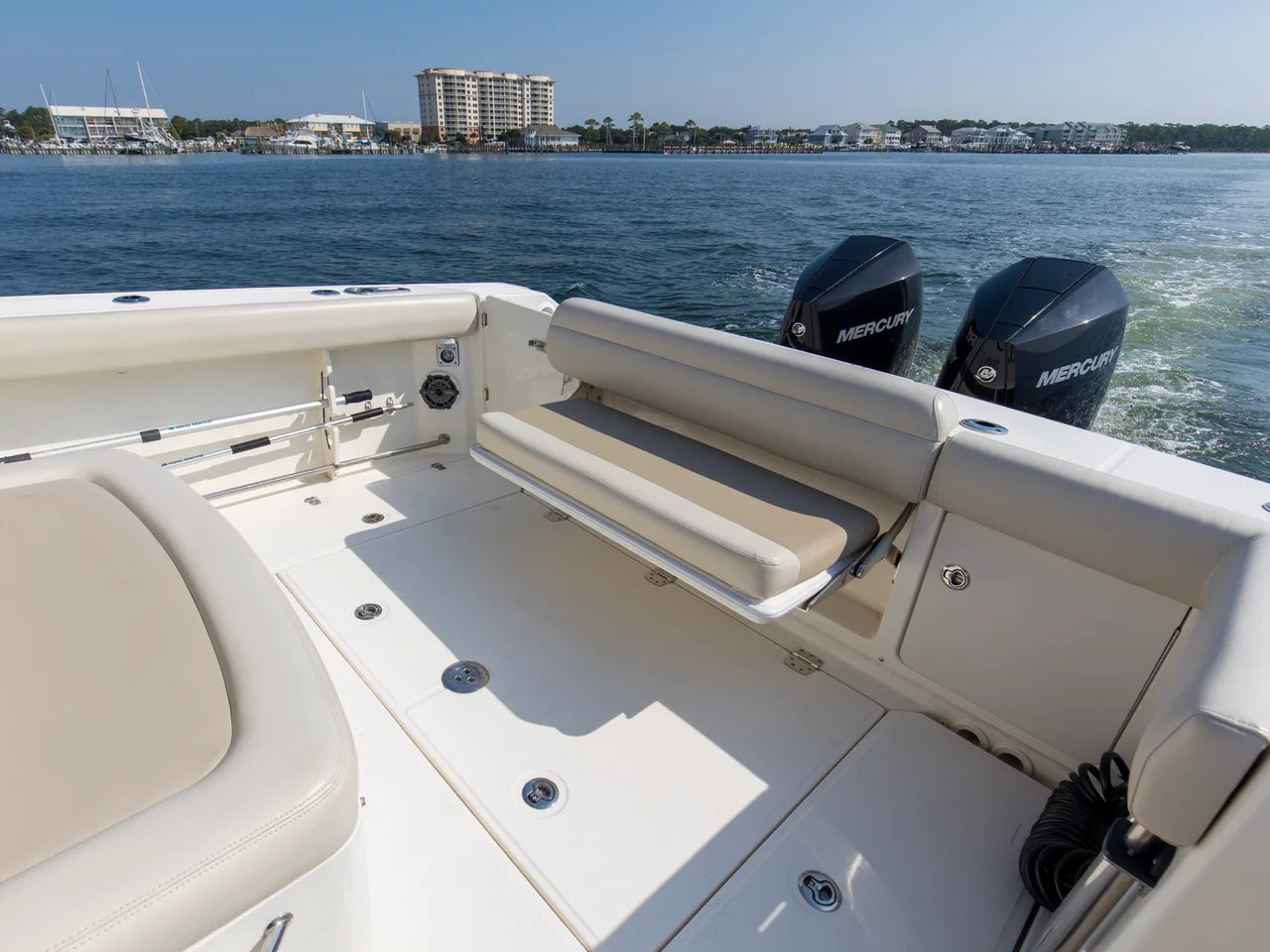 2023 Boston Whaler 330R 33.0 feet, Pensacola, Florida #19