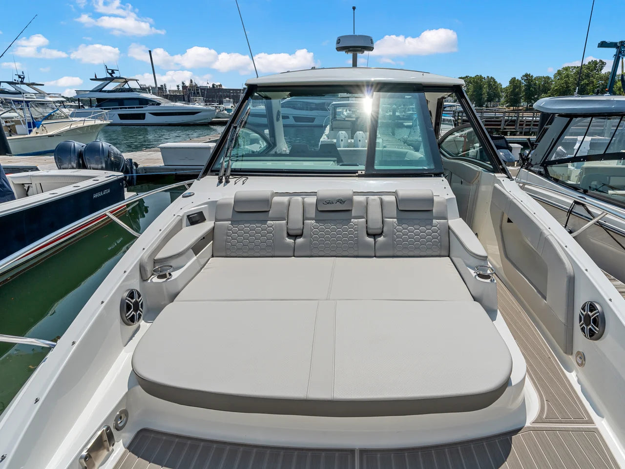 2027 Sea Ray Sundancer 320 Outboard 32.0 feet, Quincy, MA #31
