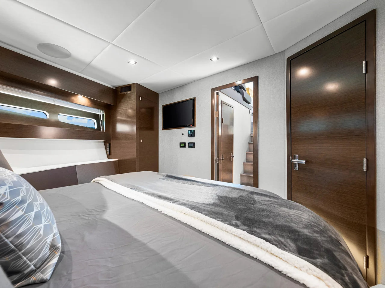 2020 Cruisers Yachts 50 CANTIUS 49.0 feet, Venice, Florida #72