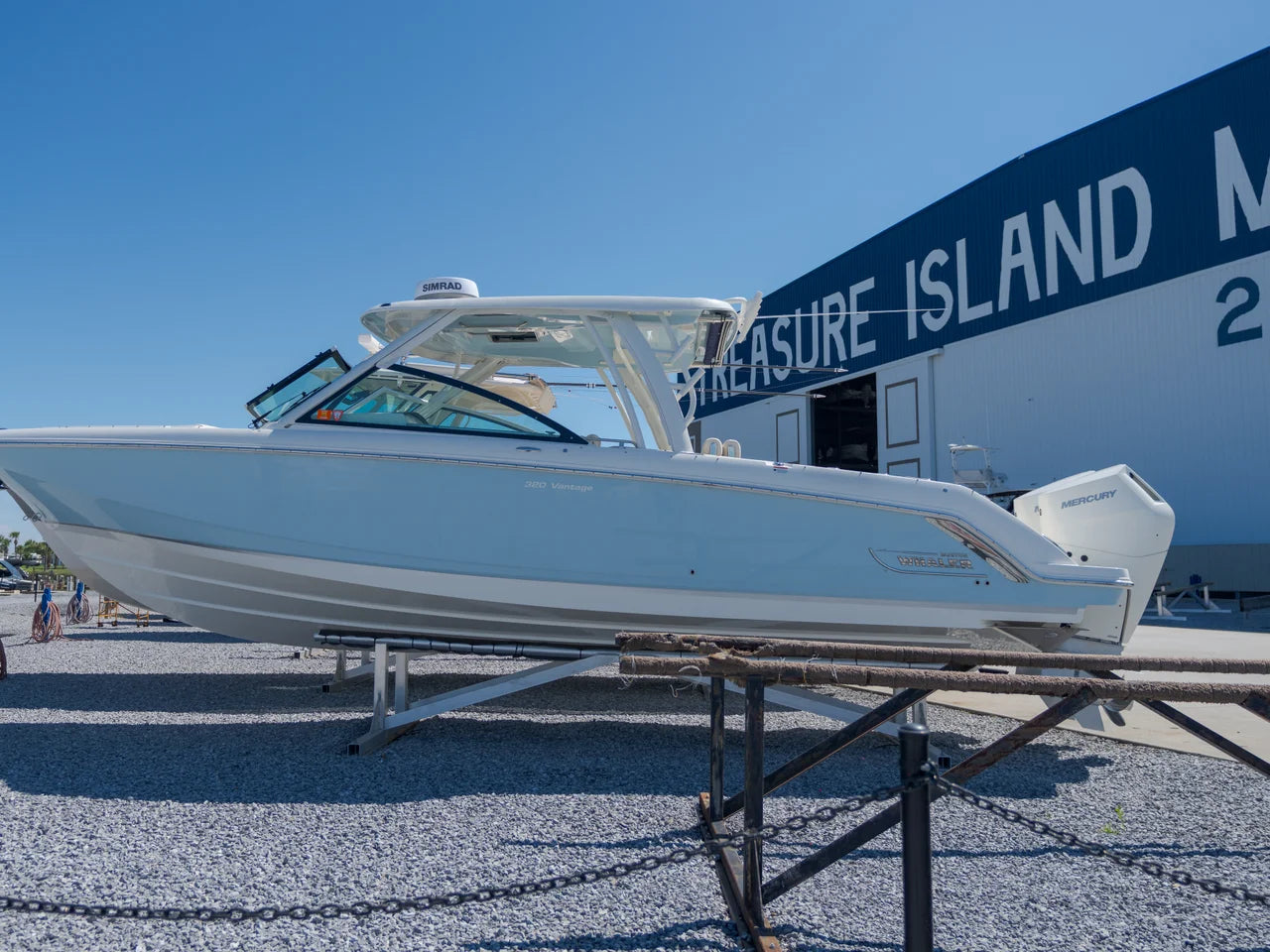 2025 Boston Whaler VANTAGE 320 33.0 feet, Panama City Beach, Florida #1