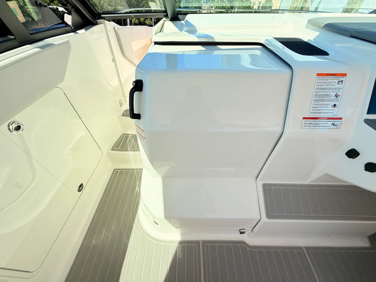 2026 Sea Ray Sundancer 320 Outboard 32.0 feet, St Petersburg, FL #60
