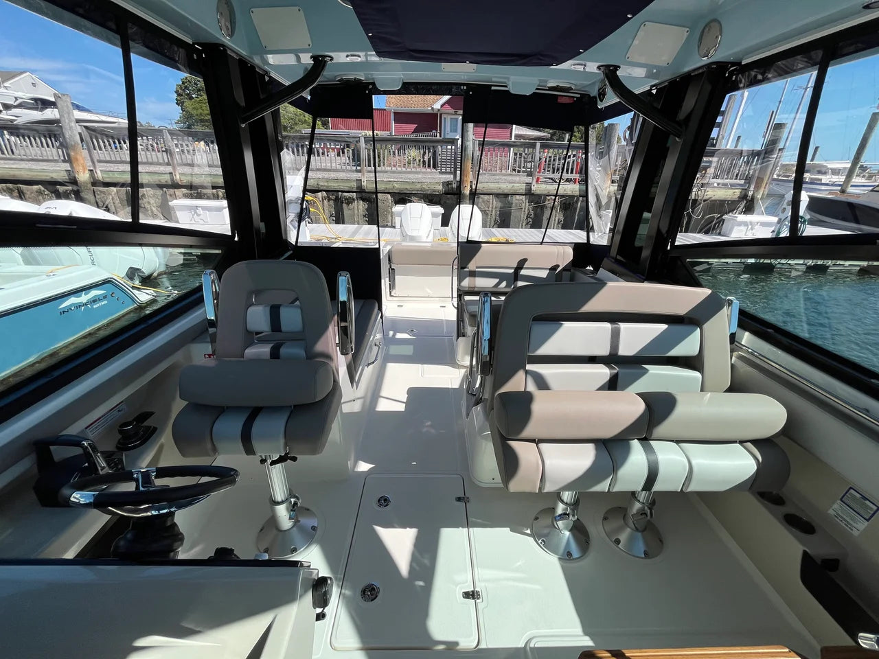 2025 Boston Whaler 330 Vantage 33.0 feet, Wakefield, RI #20