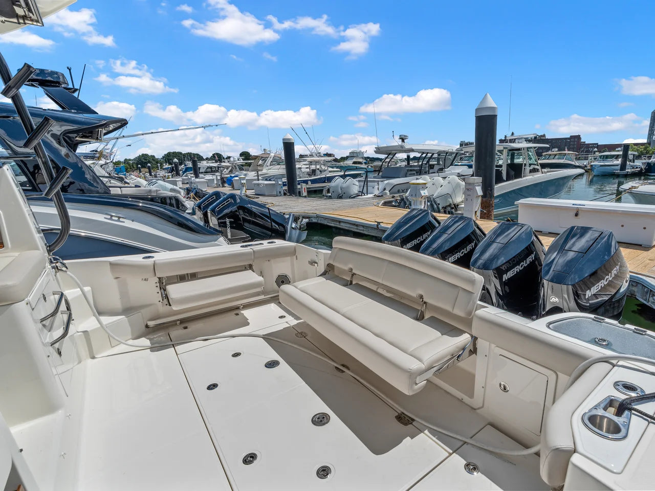 2025 Boston Whaler 405 Conquest 40.0 feet, Quincy, MA #9