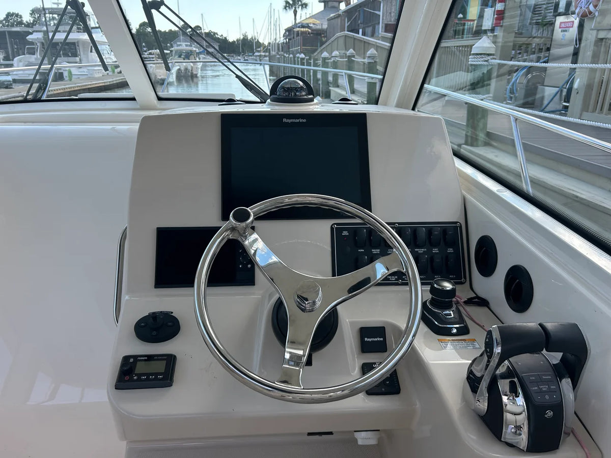 2018 Boston Whaler 315 Conquest 31.0 feet, Pensacola, Florida #39