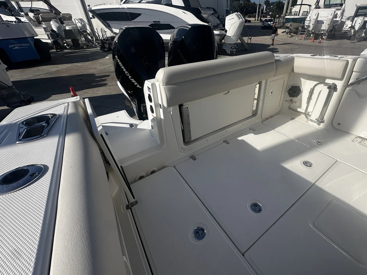2026 Boston Whaler 280 Outrage 28.0 feet, Pompano Beach, Florida #9