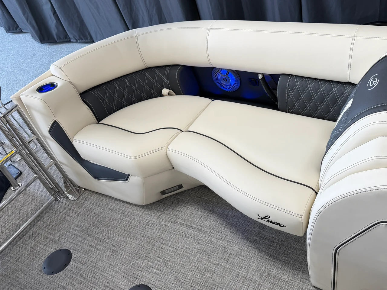 2027 Barletta LUSSO23QCSS 23.0 feet, Nisswa, Minnesota #80