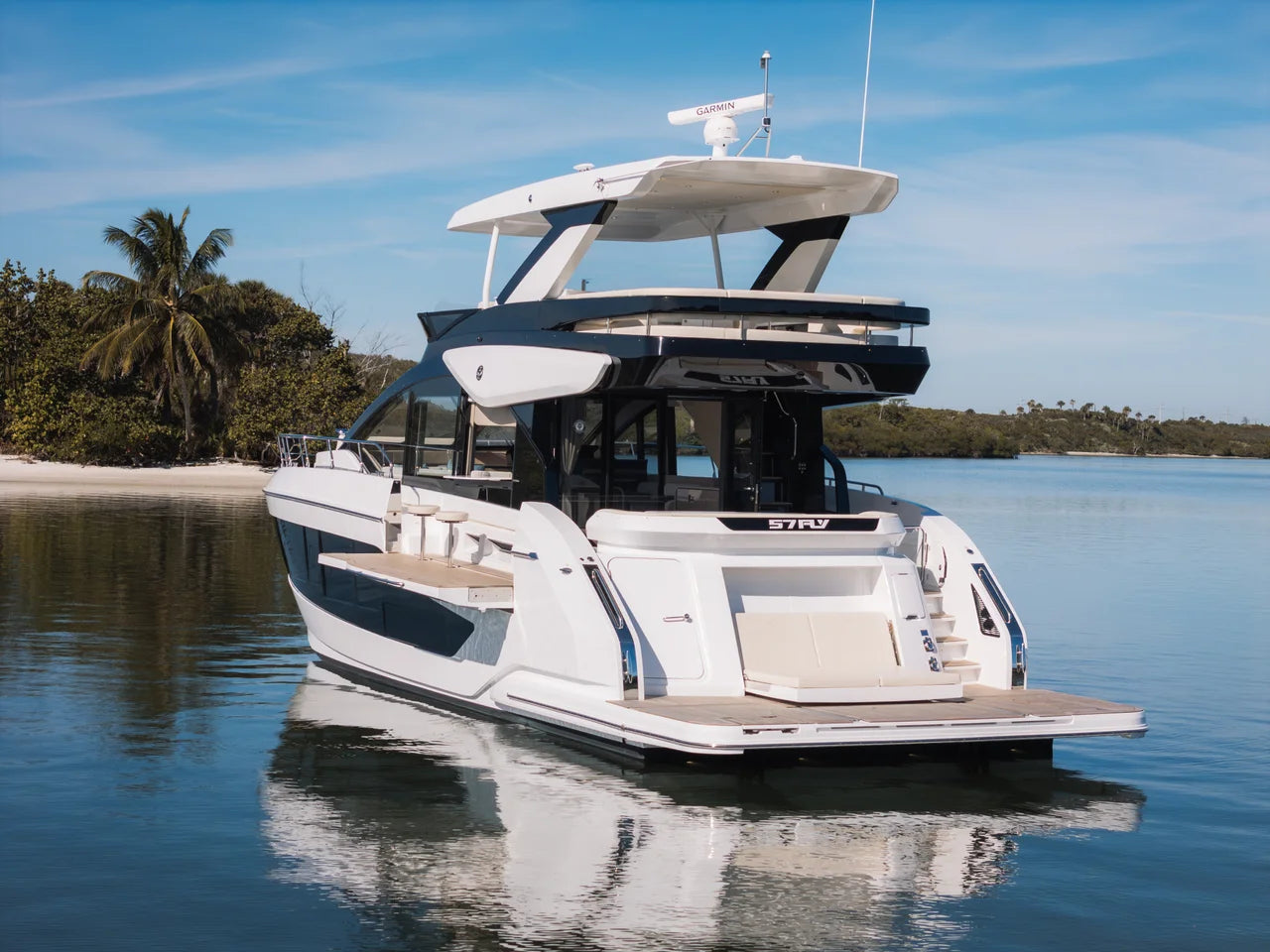 2026 Cruisers Yachts 57 FLY 57.0 feet, Jupiter, Florida #68