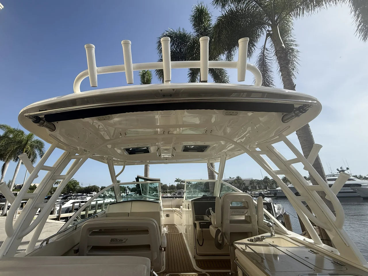 2018 Boston Whaler 320 VANTAGE 32.0 feet, Pompano Beach, Florida #39