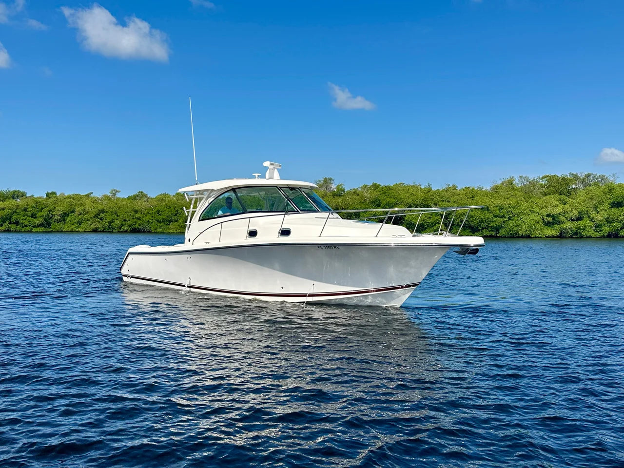 2017 Pursuit OS 385 OFFSHORE 39.0 feet, Fort Myers, Florida #4