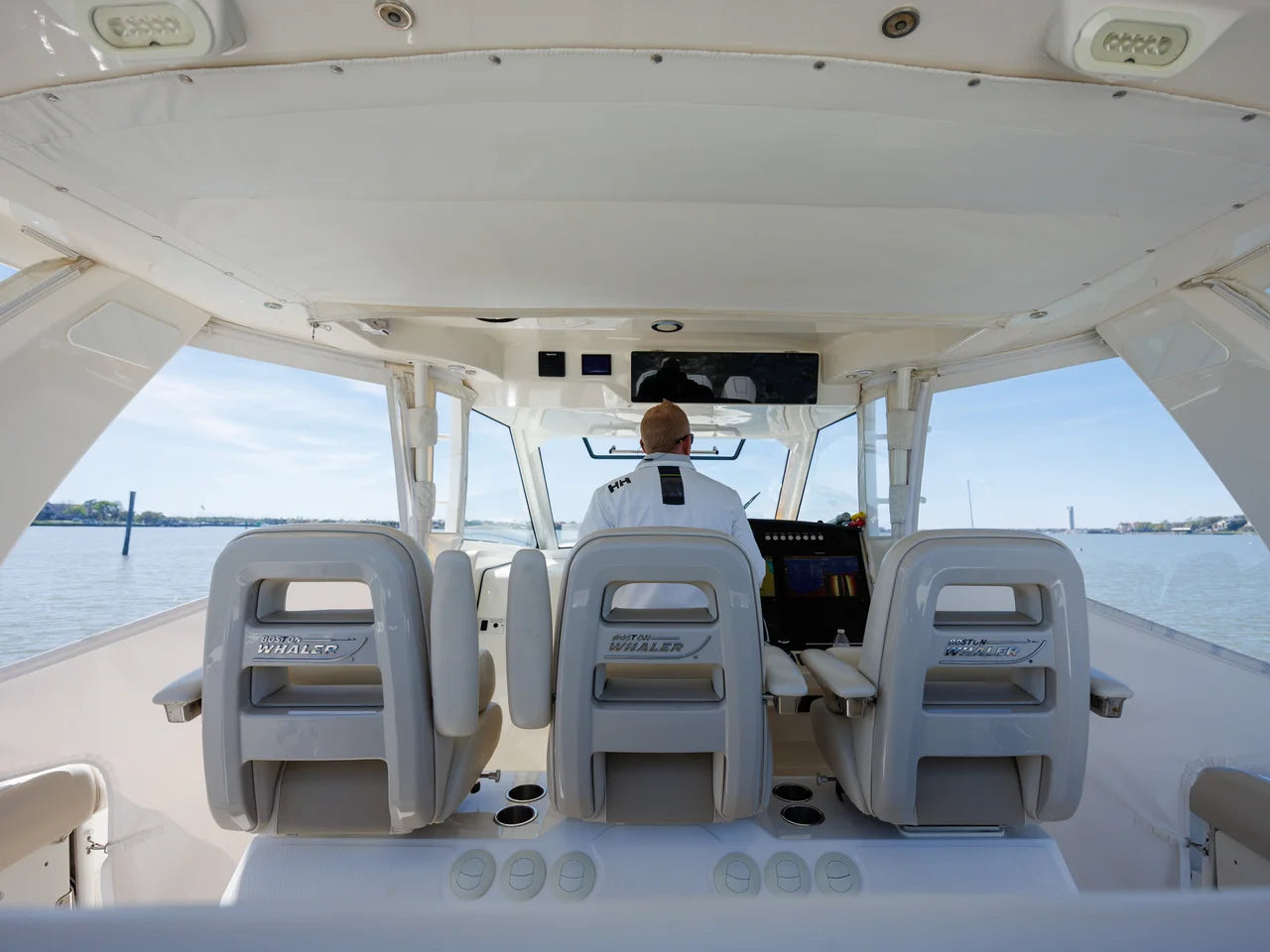 2019 Boston Whaler 420 OUTRAGE 42.0 feet, Seabrook, TX #11