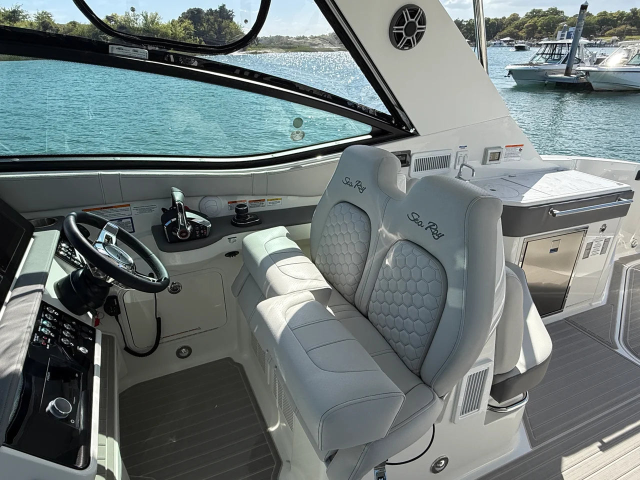 2026 Sea Ray Sundancer 320 Outboard 32.0 feet, Wrightsville Beach, North Carolina #25