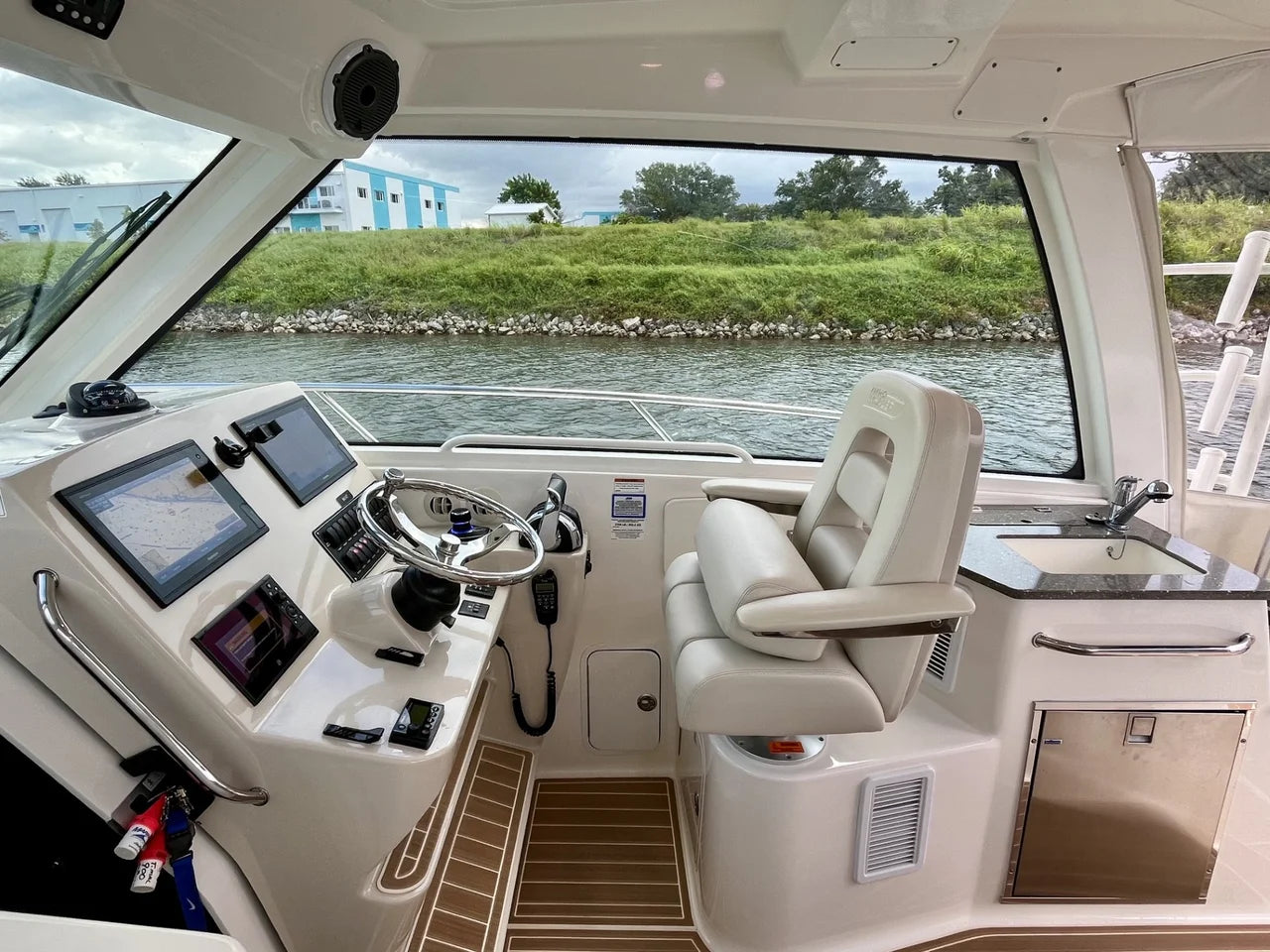 2019 Boston Whaler 345 CONQUEST 35.0 feet, Venice, Florida #14