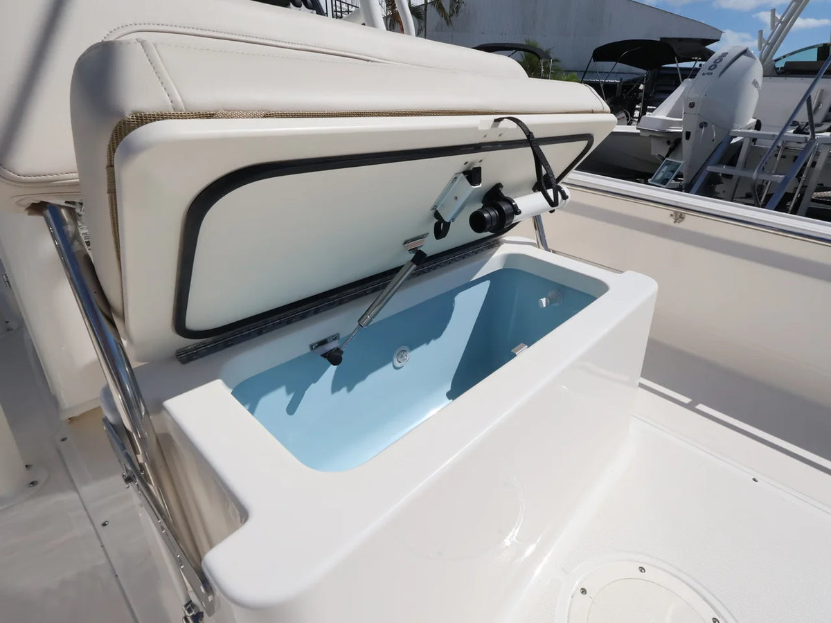 2027 Boston Whaler 190 Montauk 19.0 feet, Naples, Florida #10
