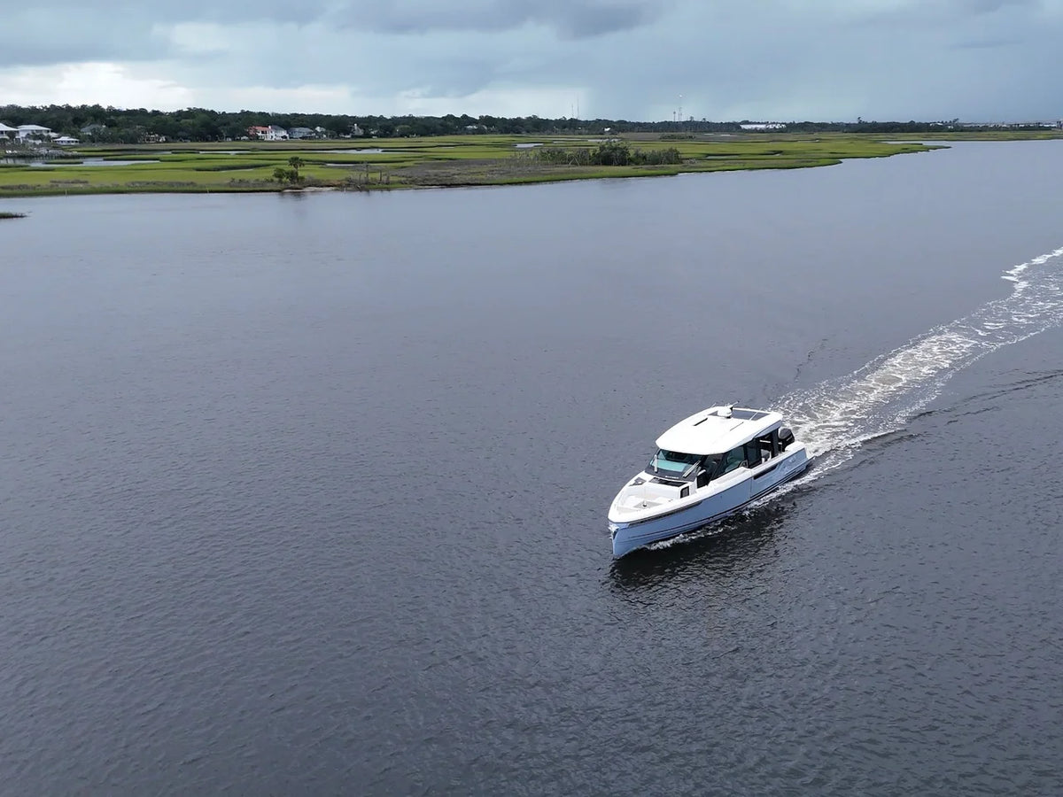 2027 Saxdor 400 GTC 40.0 feet, Jacksonville Beach, Florida #8