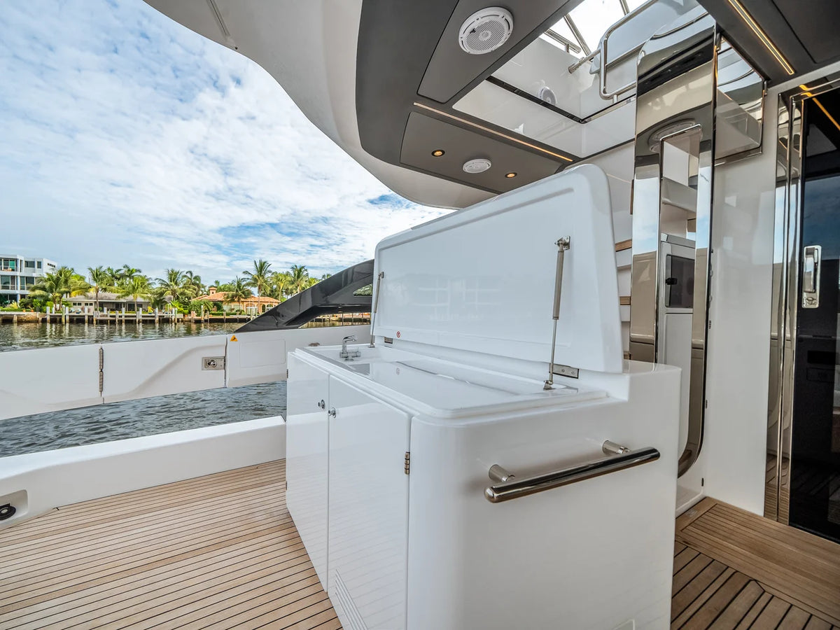 2026 Azimut S8 80.0 feet, Dania Beach, Florida #18