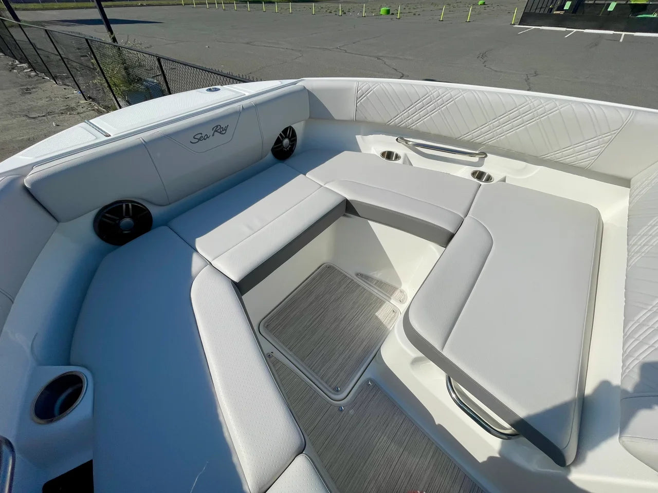 2026 Sea Ray SDX 250 Outboard 25.0 feet, Danvers, Massachusetts #16