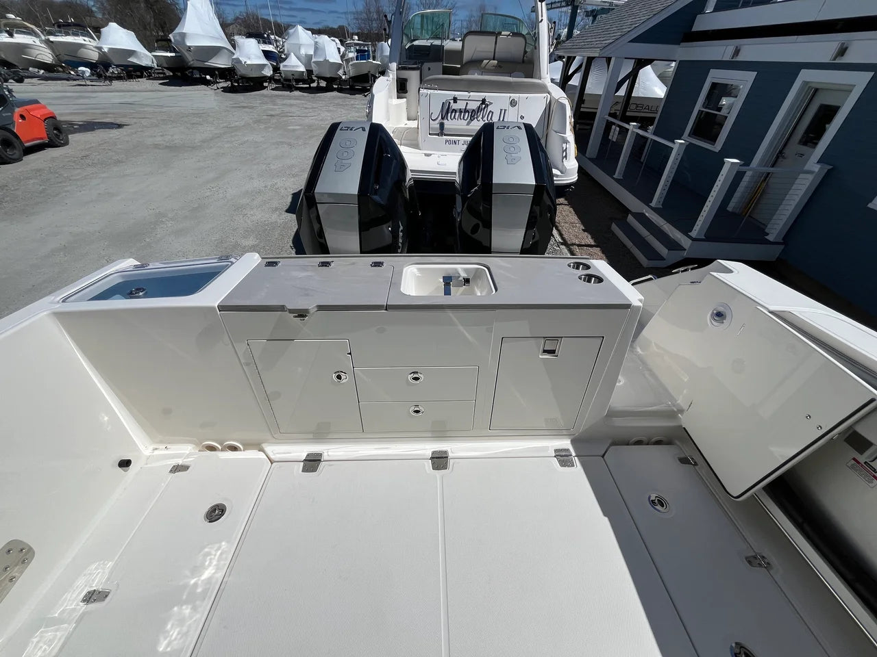 2026 Boston Whaler 330 Vantage 33.0 feet, Wakefield, RI #5