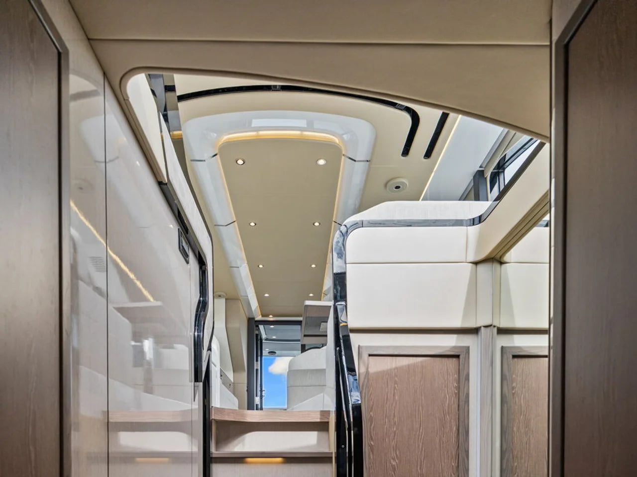 2026 Cruisers Yachts 57 FLY 57.0 feet, Miami, FL #16