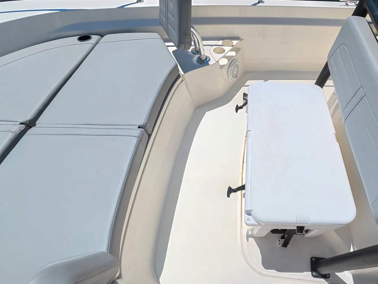 2026 Boston Whaler 210 Montauk 21.0 feet, Norwalk, Connecticut #19