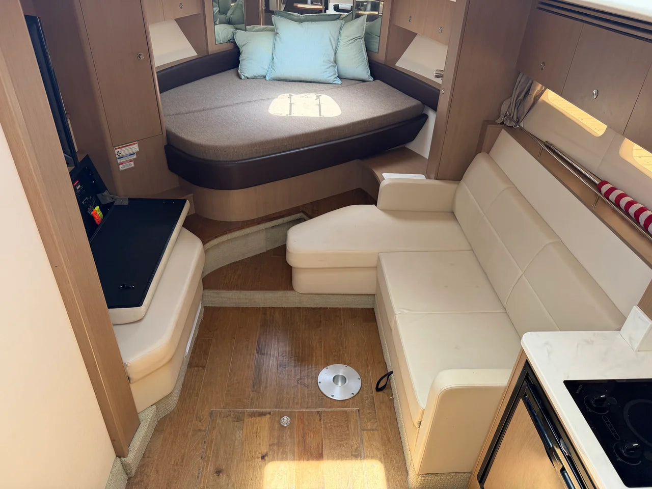 2019 Sea Ray Sundancer 350 Coupe 35.0 feet, Pensacola, Florida #19