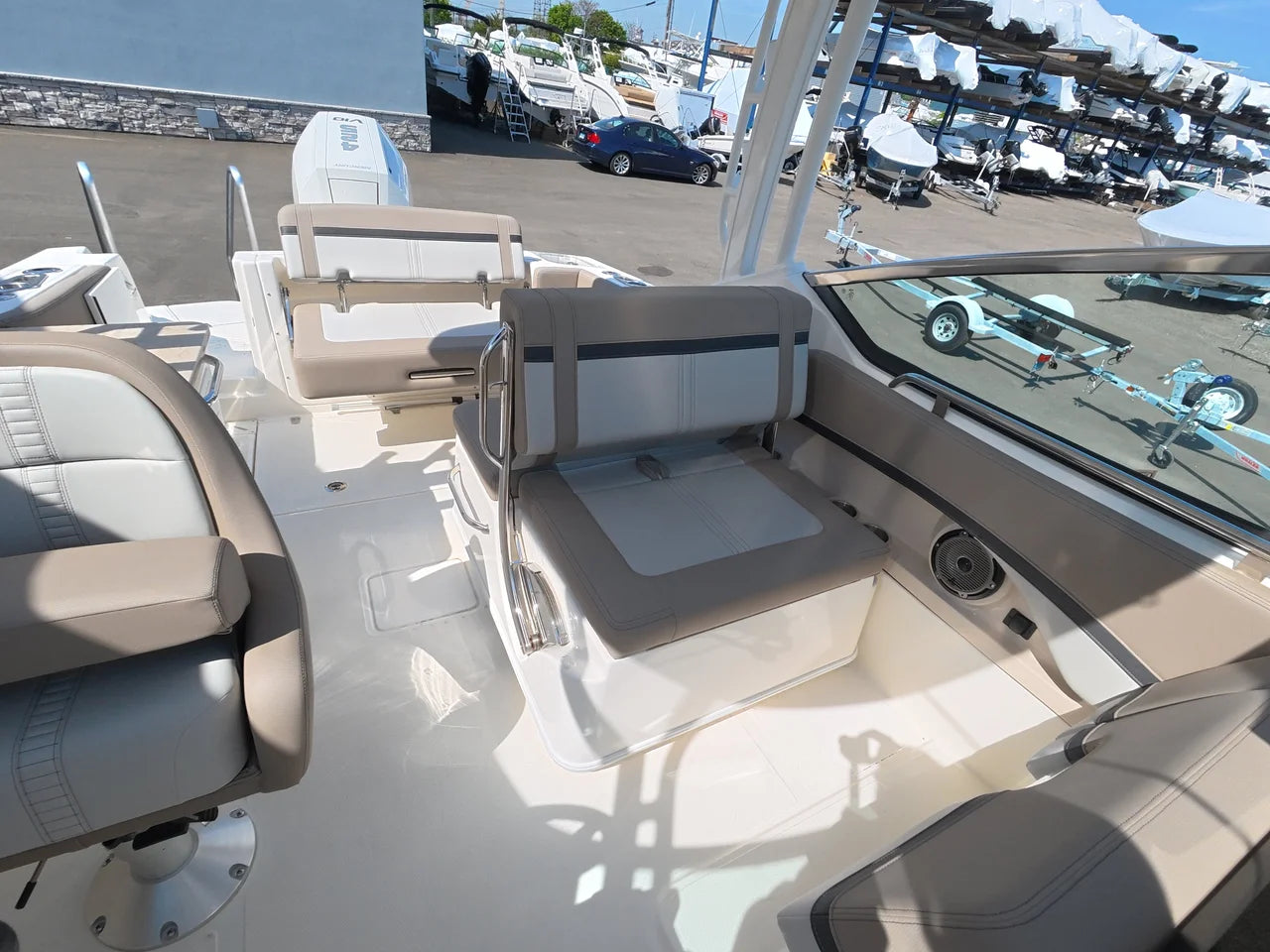 2026 Boston Whaler 240 Vantage 24.0 feet, Norwalk, Connecticut #13