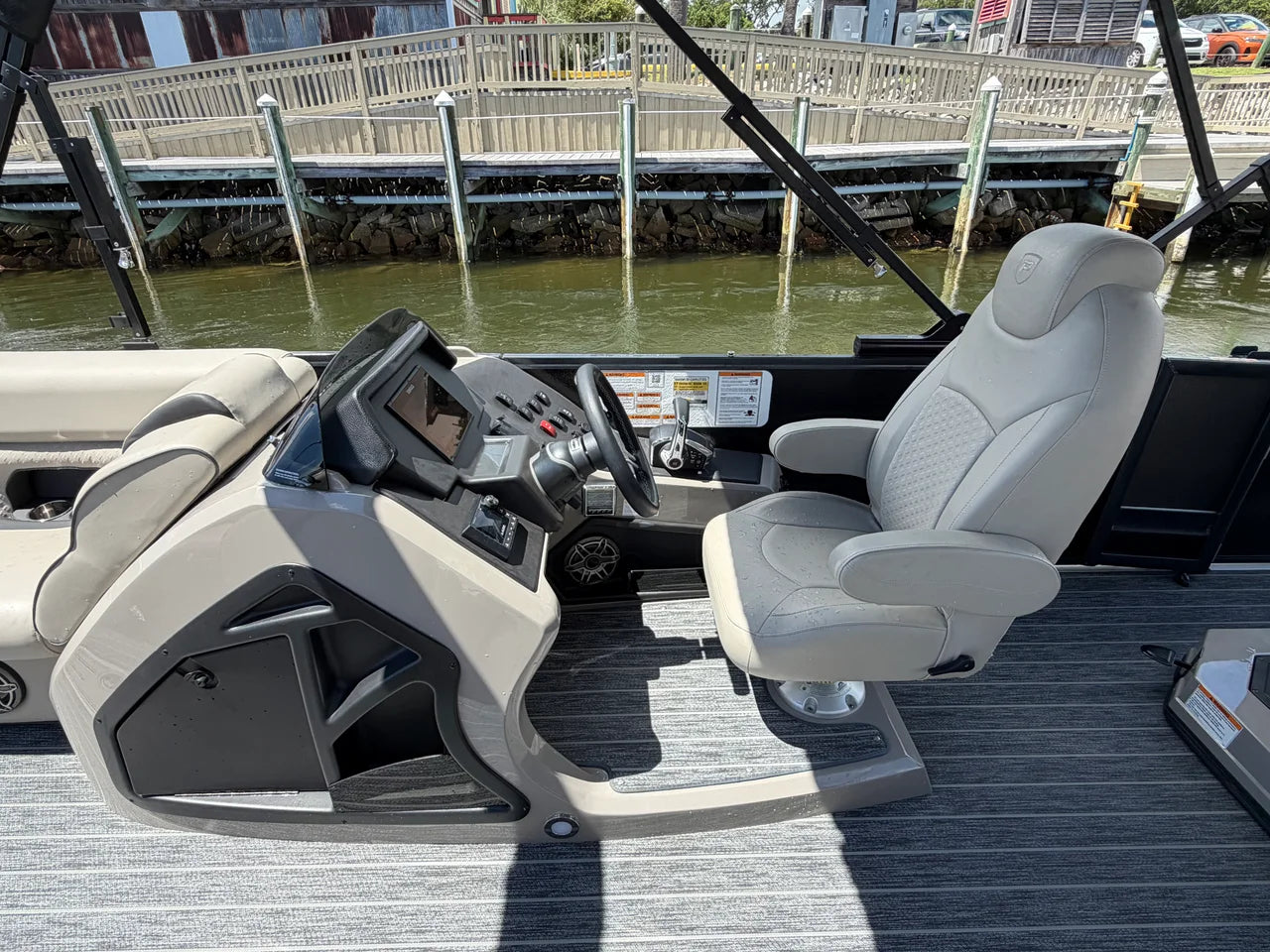 2023 Premier 250 SOLARIS REV DL 25.0 feet, Pensacola, Florida #17