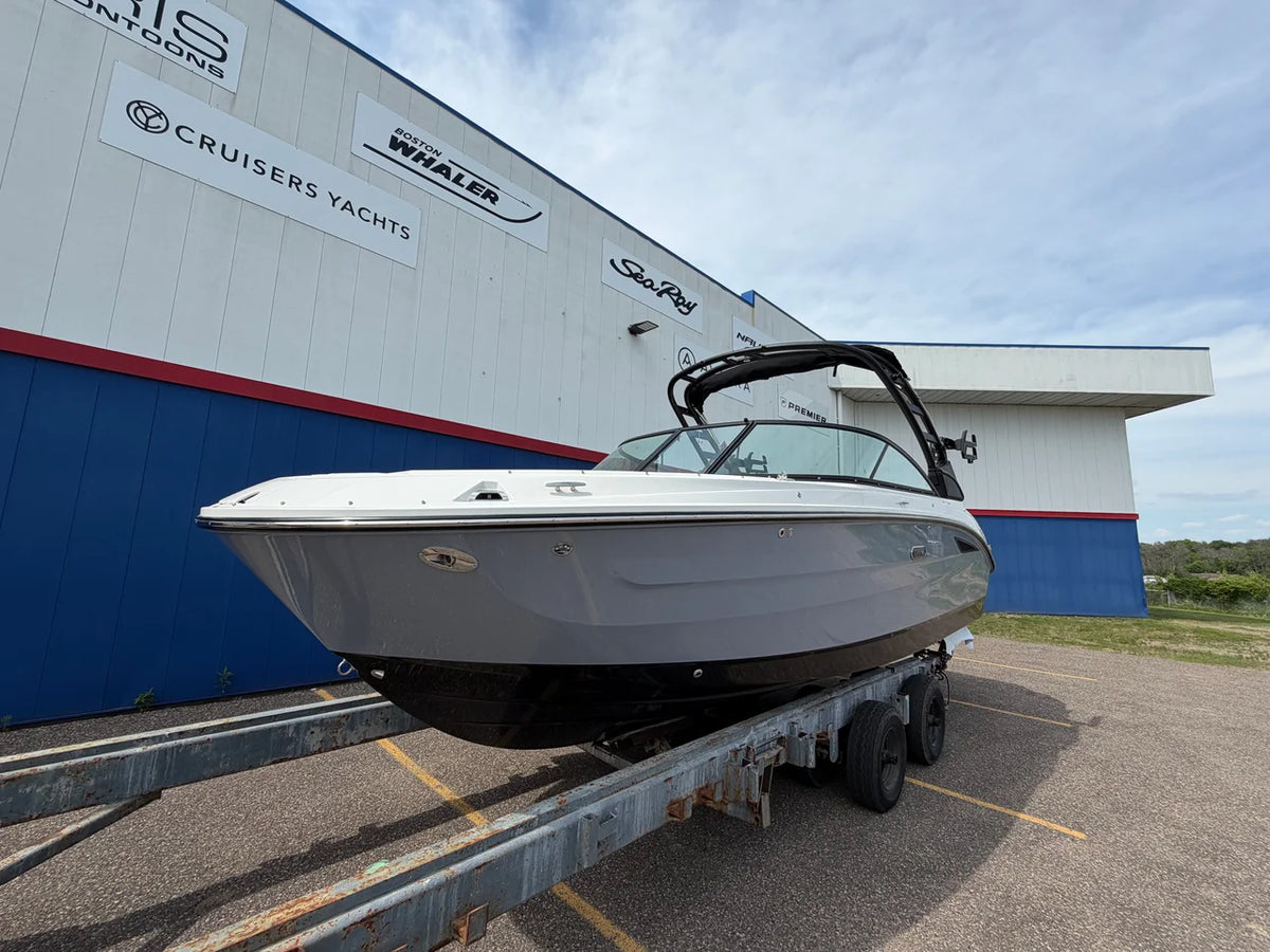 2026 Sea Ray SDX 250 Surf 25.0 feet, Excelsior, Minnesota #4