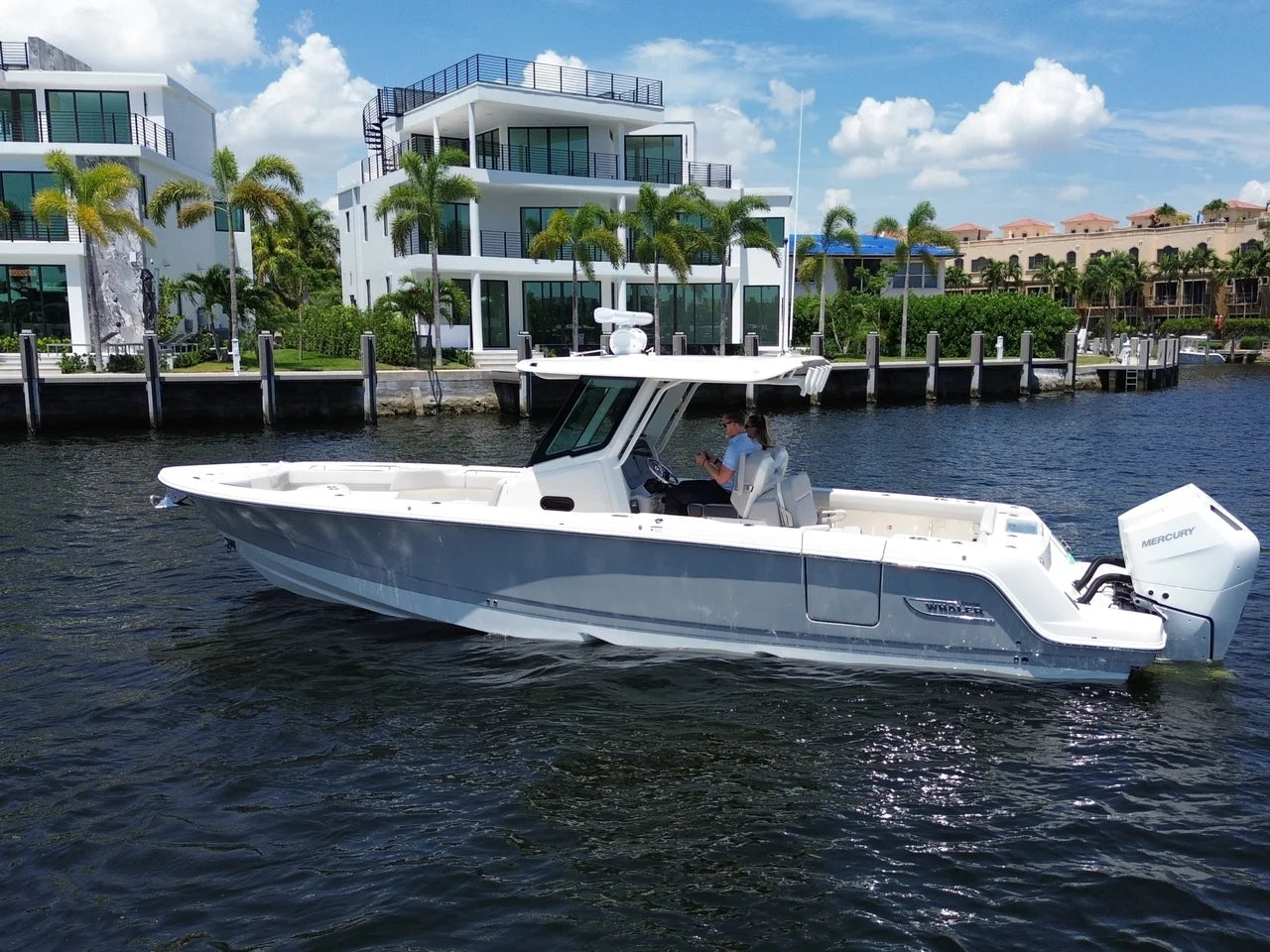 2026 Boston Whaler 330 Outrage 33.0 feet, Pompano Beach, Florida #10